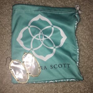 Kendra Scott Danielle earrings